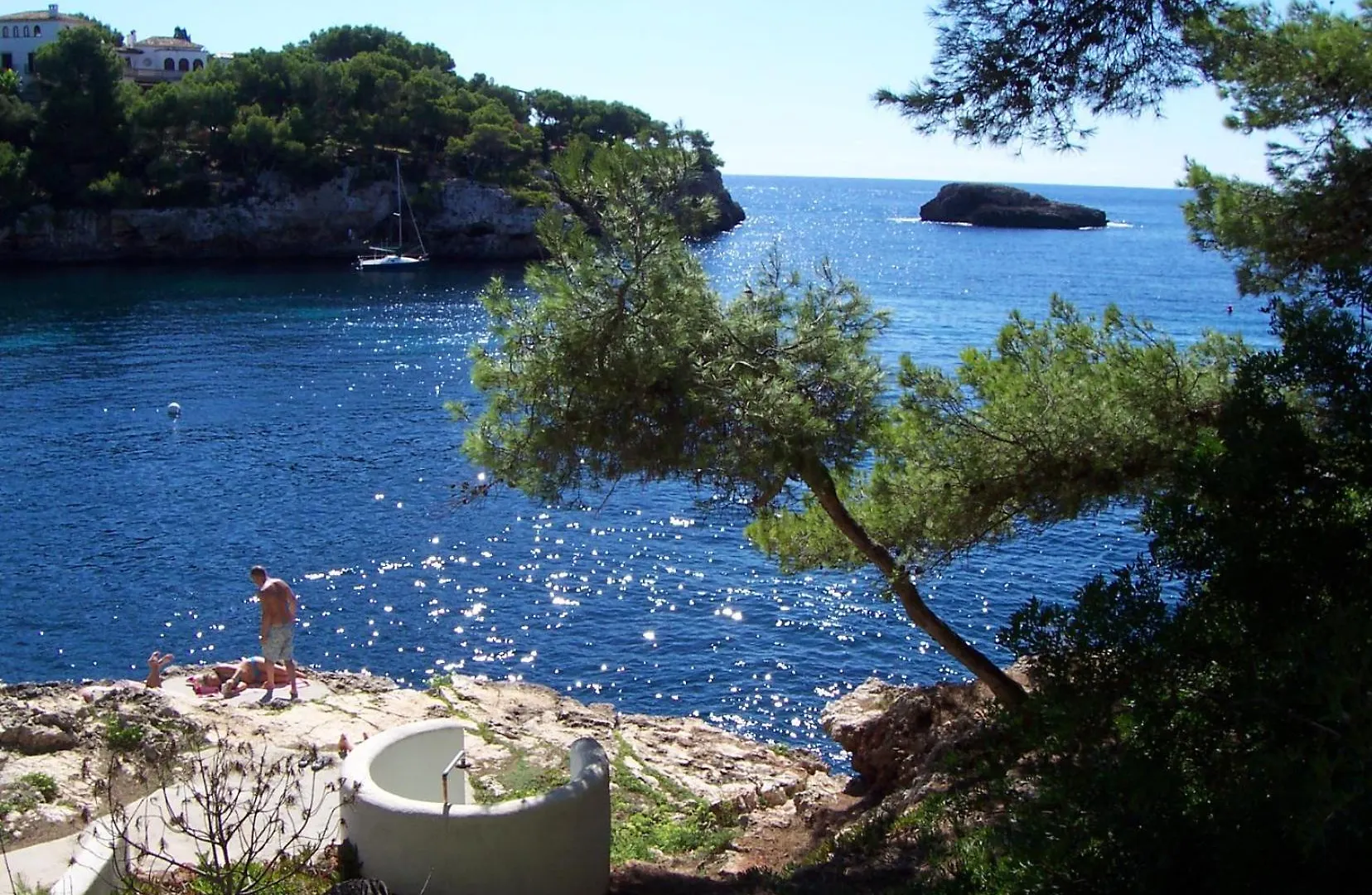 Waterfront Apartment 'Maria'. Pool. Wifi Santanyi 0*,  Spain